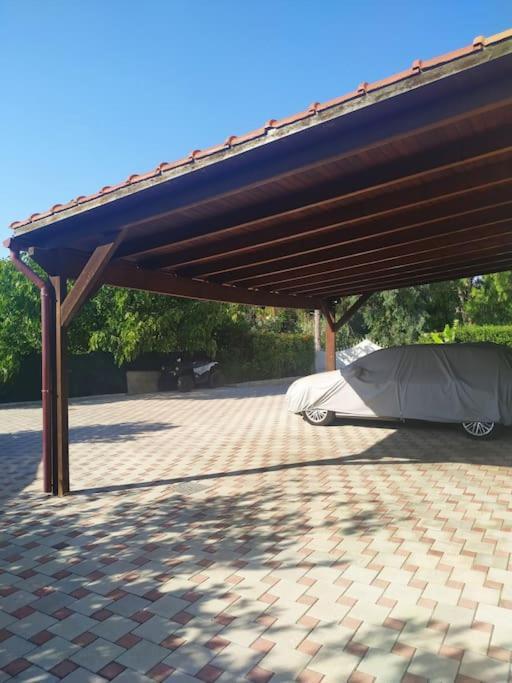 Greek Style Ground Floor Apartment & Pool Ialysos  Ngoại thất bức ảnh